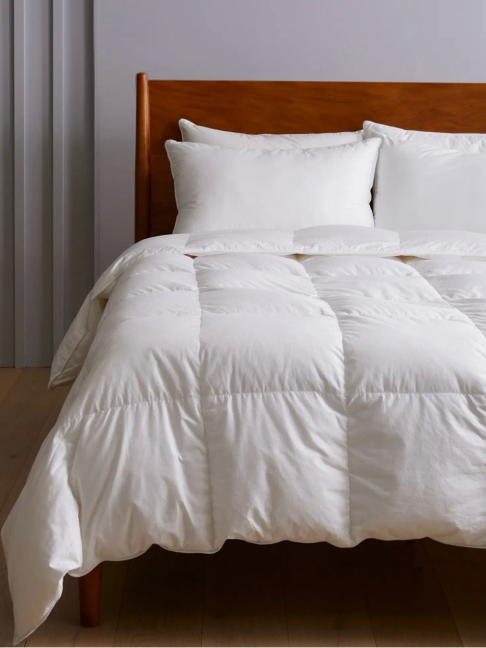Quince White Luxe European Goose Down Comforter - All Season - Retail 284